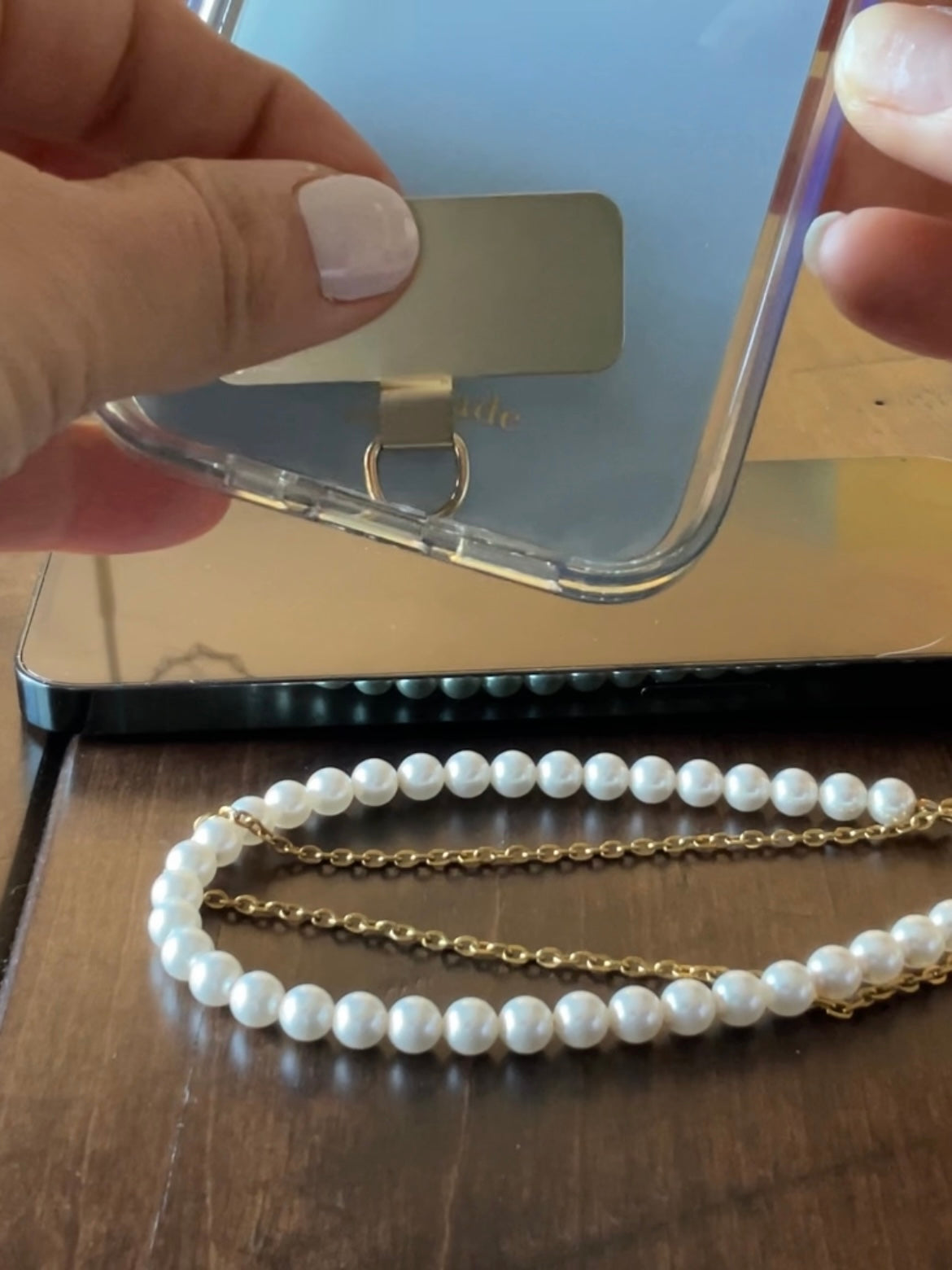 Phone wristlet - chain